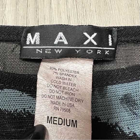 Maxi New York sheer mesh black blue tiger print top sz M NWOT vintage deadstock - Picture 9 of 10